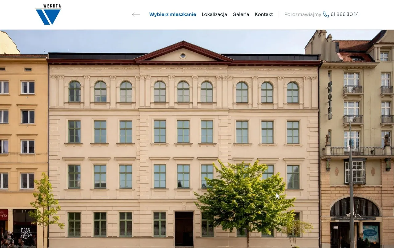Elewacja kamienicy Święty Marcin 65 z aktywnymi piętrami